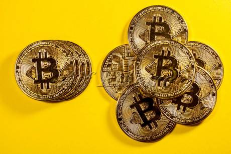قیمت Bitcoin چگونه تعیین می‌شود؟